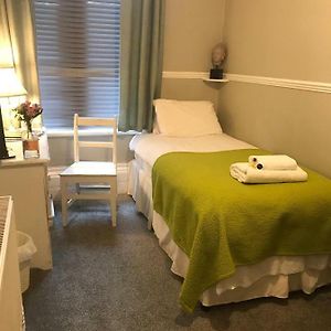 Single Room Bathroom